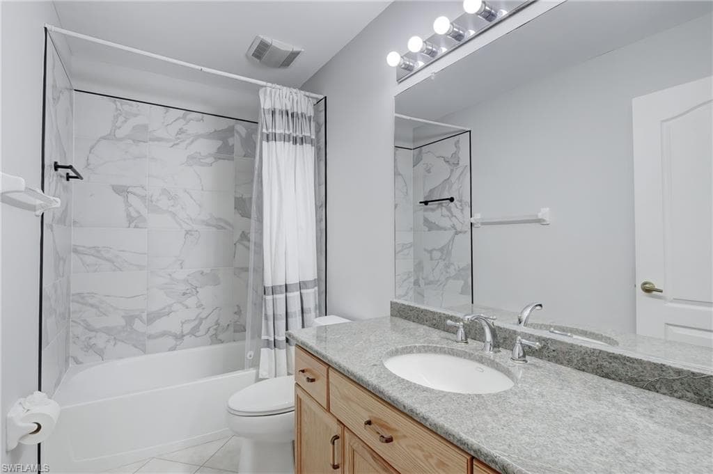 25680 Springtide CT, BONITA SPRINGS FL 34135-19