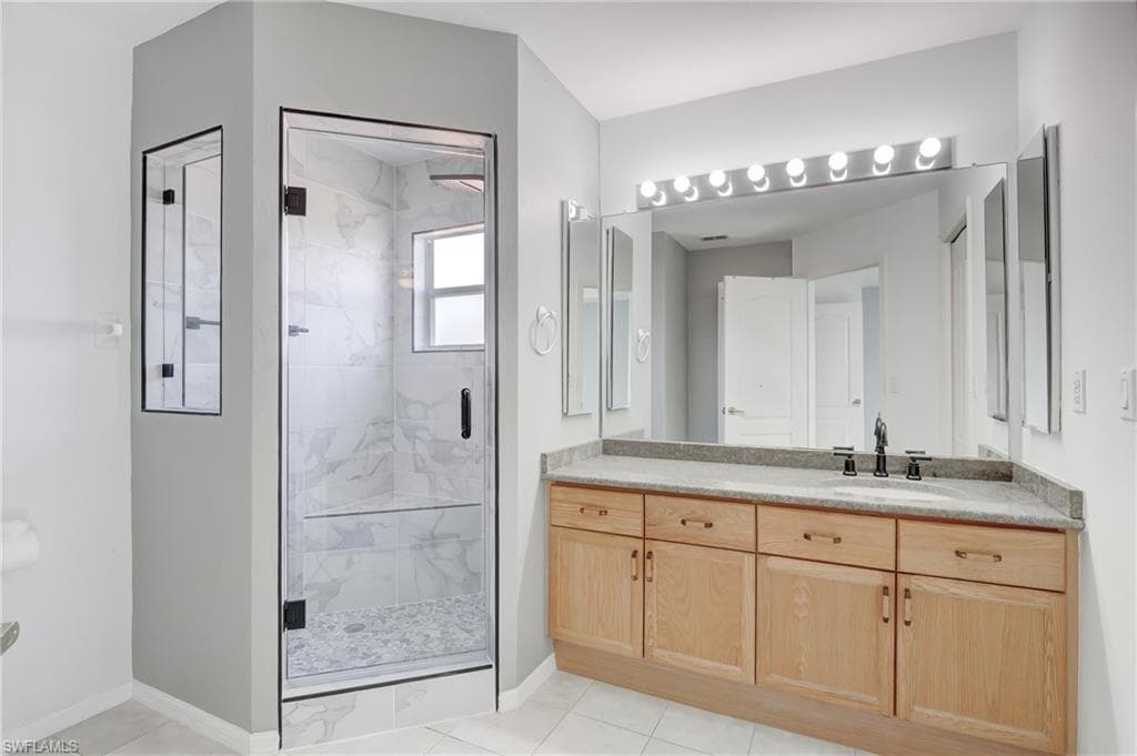 25680 Springtide CT, BONITA SPRINGS FL 34135-17