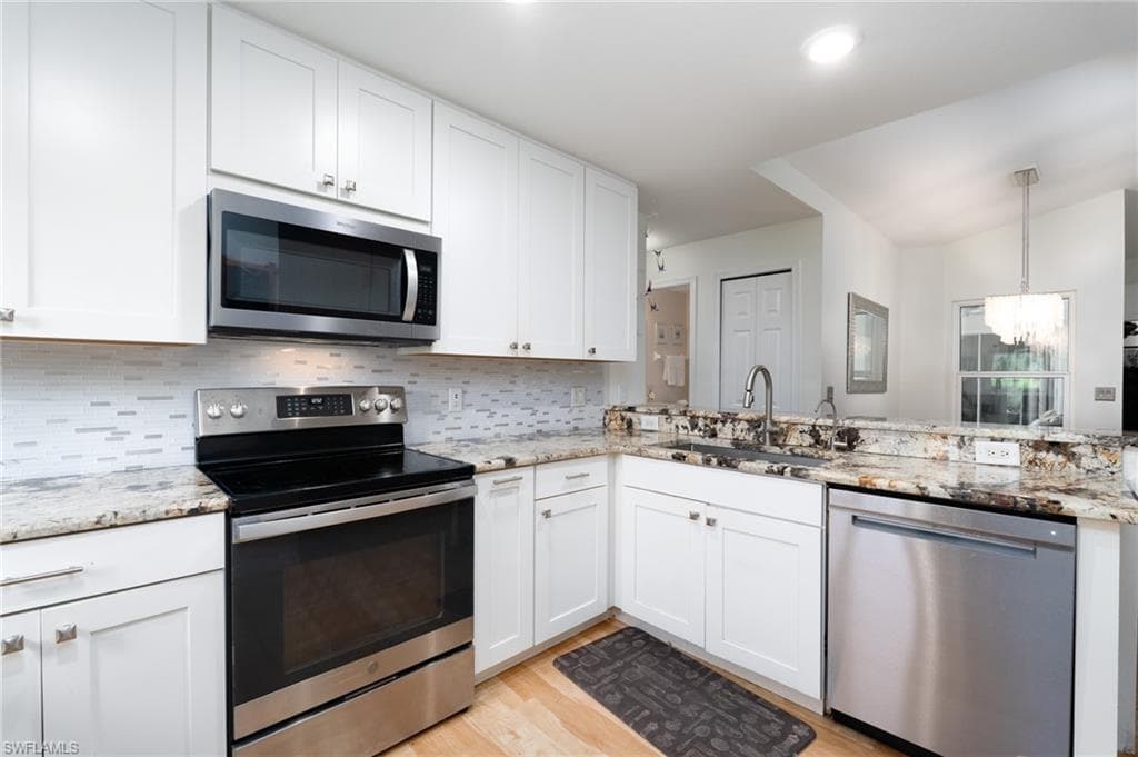 14380 Hampton Lake CT, FORT MYERS FL 33908-19