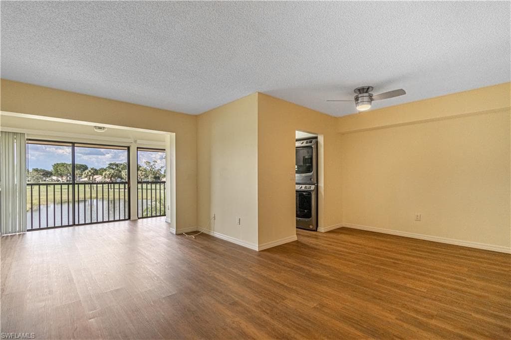 7410 Lake Breeze DR # 203, FORT MYERS FL 33907-1