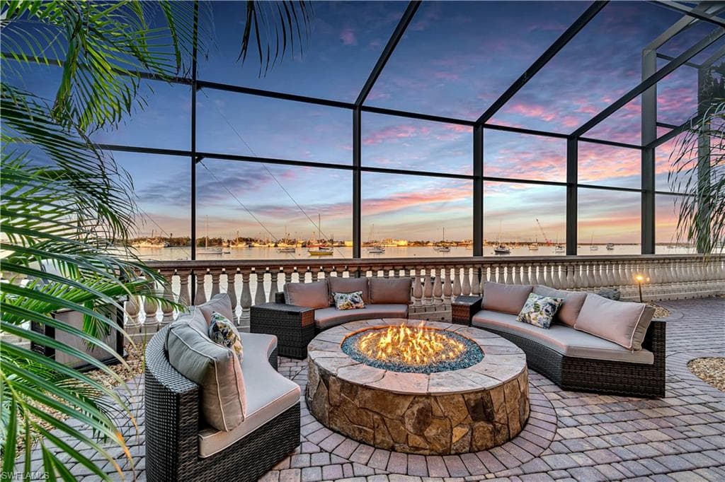 391 Palermo CIR, FORT MYERS BEACH FL 33931-5