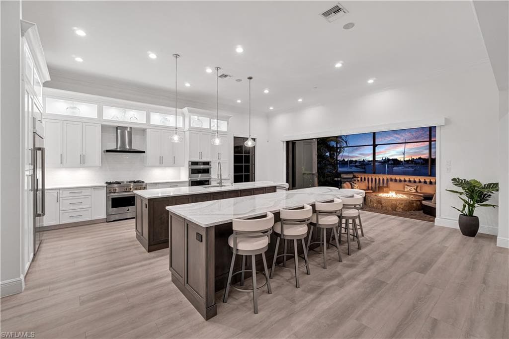 391 Palermo CIR, FORT MYERS BEACH FL 33931-4