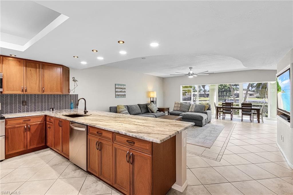 1614 Beach PKWY 102-6