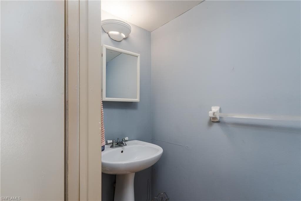 20 Watercolor WAY, NAPLES FL 34113-22