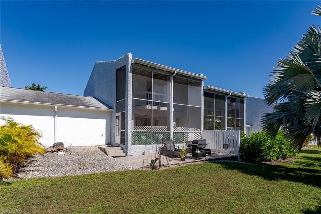 20 Watercolor WAY, NAPLES FL 34113-26