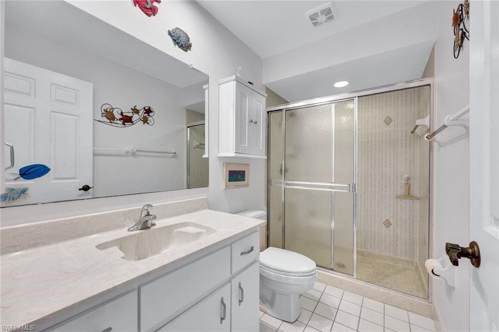 509 Roma CT # 202, NAPLES FL 34110-12