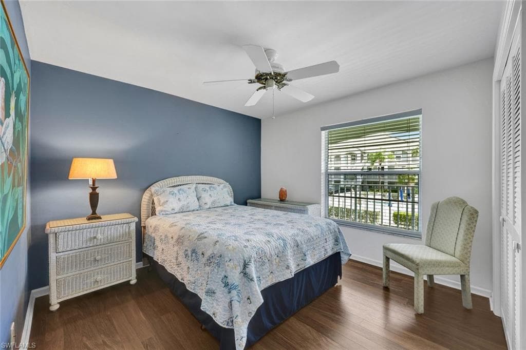 509 Roma CT # 202, NAPLES FL 34110-11