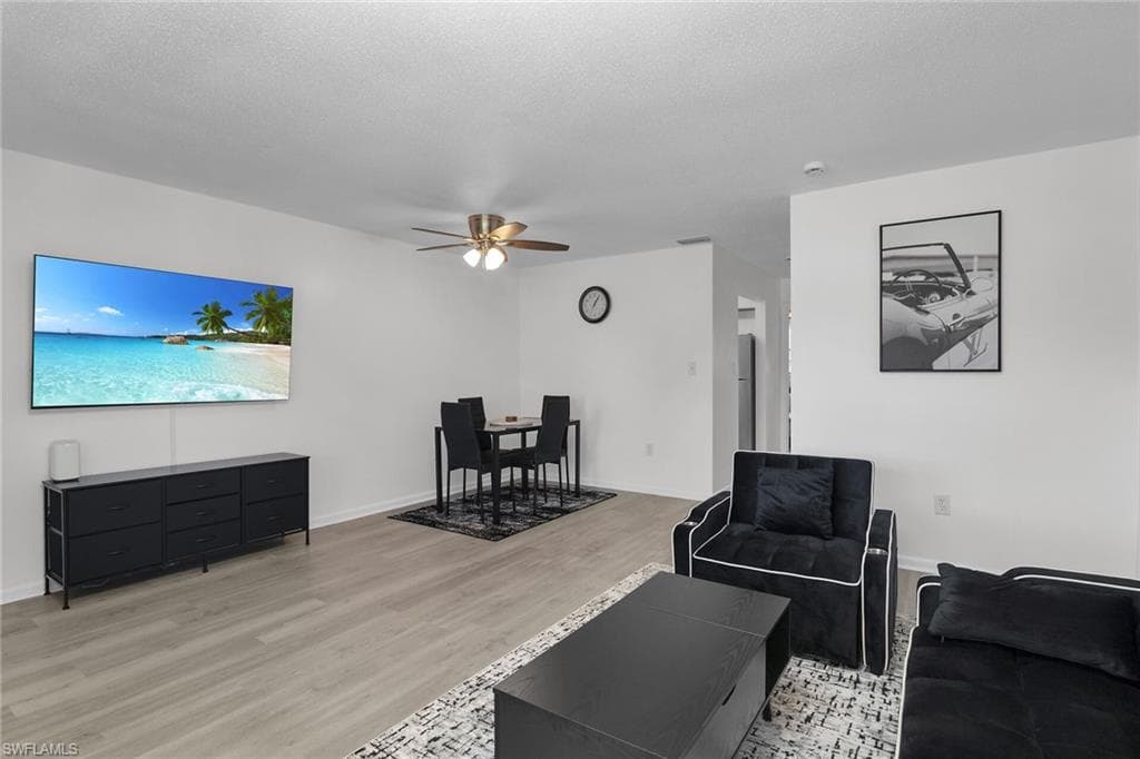 3225 E Riverside DR, FORT MYERS FL 33916-4