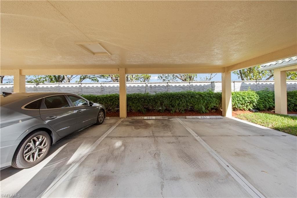 11021 Gulf Reflections DR # B301, FORT MYERS FL 33908-35