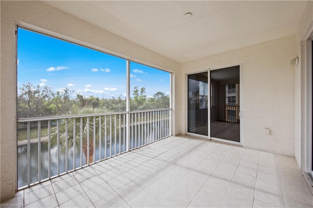 11021 Gulf Reflections DR # B301, FORT MYERS FL 33908-8