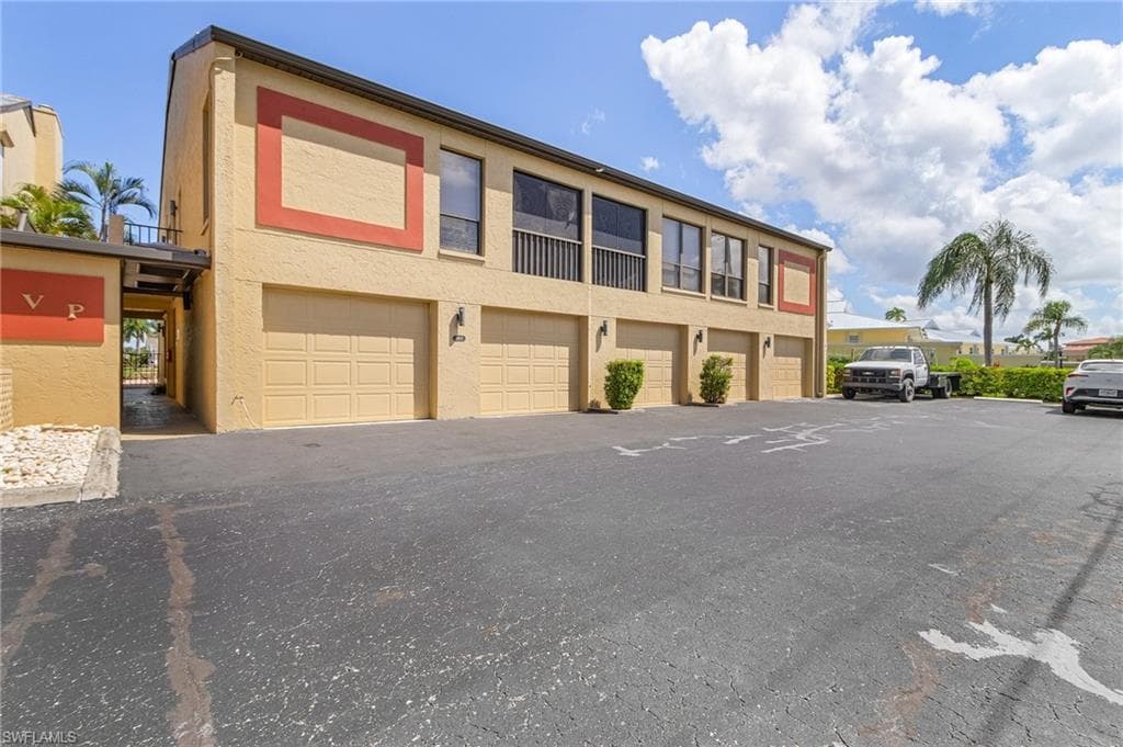 1907 SE 40th TER # 102, CAPE CORAL FL 33904-6