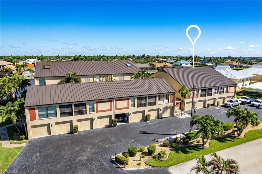 1907 SE 40th TER # 102, CAPE CORAL FL 33904-2
