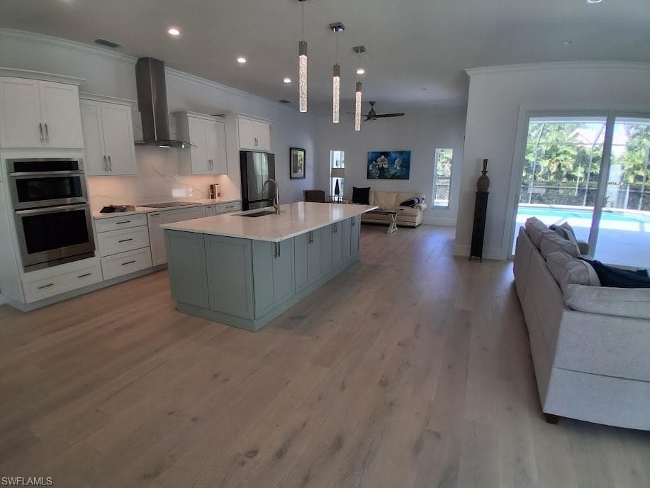 1909 Fairfax CIR, NAPLES FL 34109-8