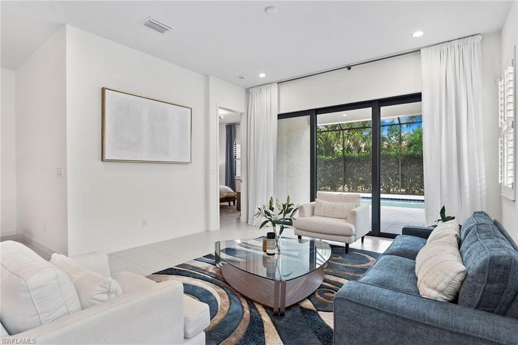 14875 Loggerhead DR, NAPLES FL 34120-11