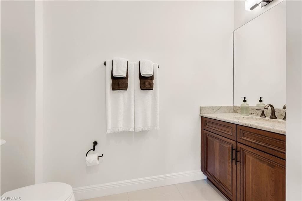 4711 Via Del Corso LN # 402, BONITA SPRINGS FL 34134-14