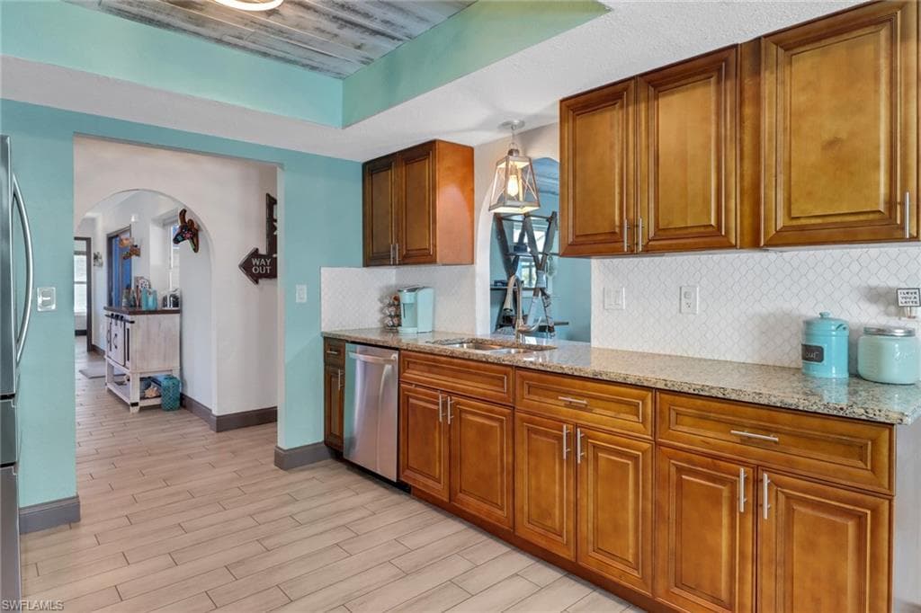 23088 Allen AVE, PUNTA GORDA FL 33980-4