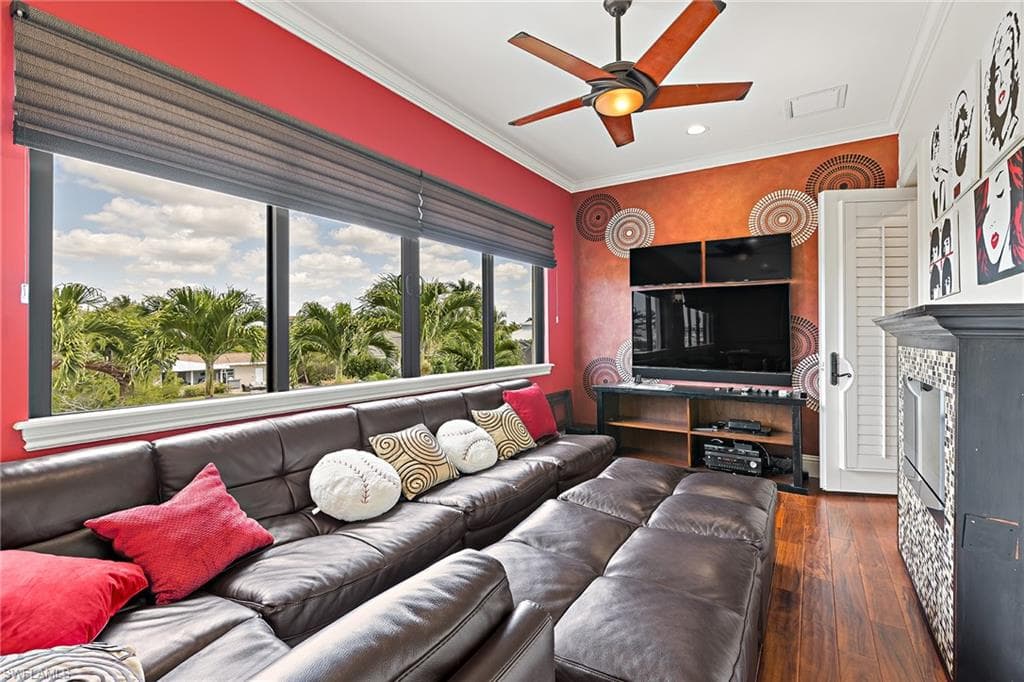 1435 Osprey AVE, NAPLES FL 34102-19