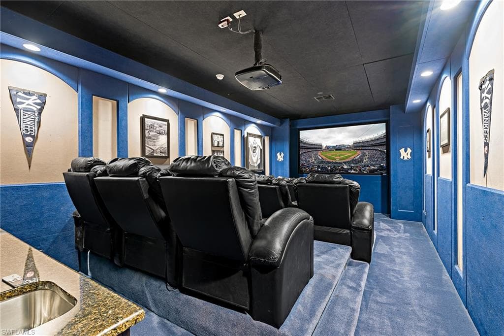 1435 Osprey AVE, NAPLES FL 34102-24