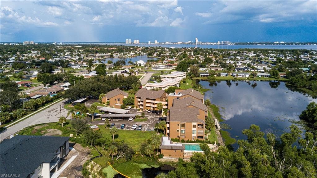 2063 W Lakeview BLVD # B2, NORTH FORT MYERS FL 33903-12