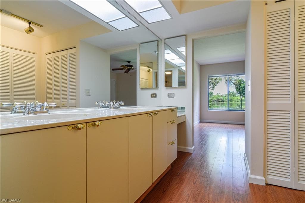 2063 W Lakeview BLVD # B2, NORTH FORT MYERS FL 33903-42