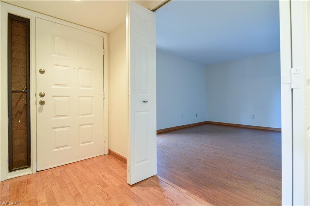 2063 W Lakeview BLVD # B2, NORTH FORT MYERS FL 33903-15