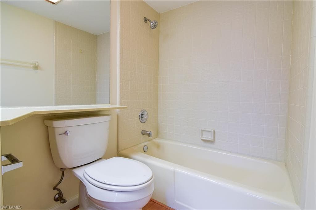2063 W Lakeview BLVD # B2, NORTH FORT MYERS FL 33903-21