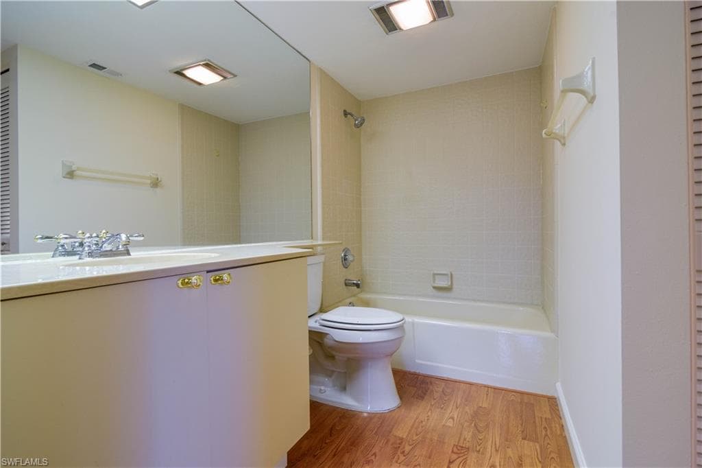 2063 W Lakeview BLVD # B2, NORTH FORT MYERS FL 33903-20