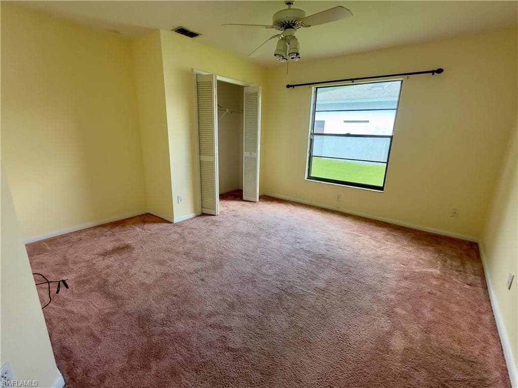 9382 Pineapple RD, FORT MYERS FL 33967-15