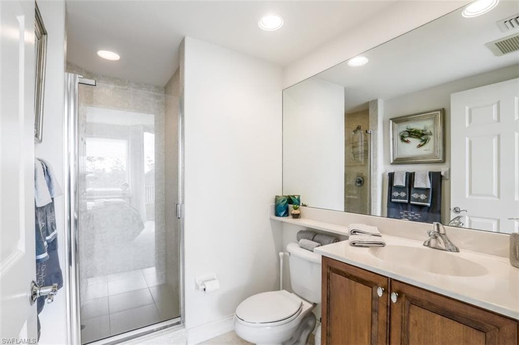 2728 Tiburon BLVD E # 302, NAPLES FL 34109-22