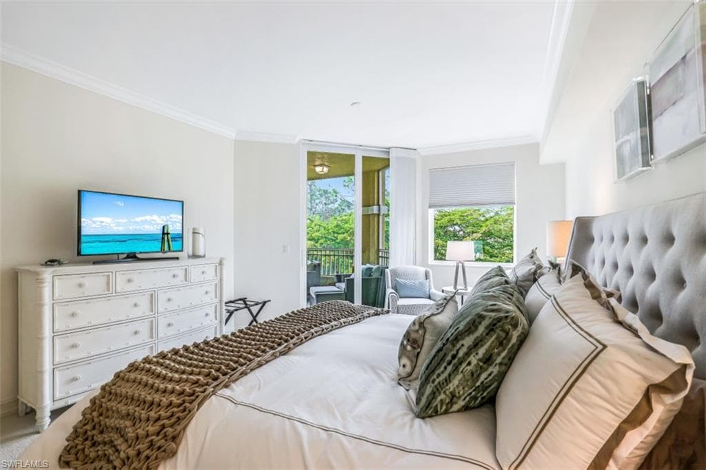 2728 Tiburon BLVD E # 302, NAPLES FL 34109-19