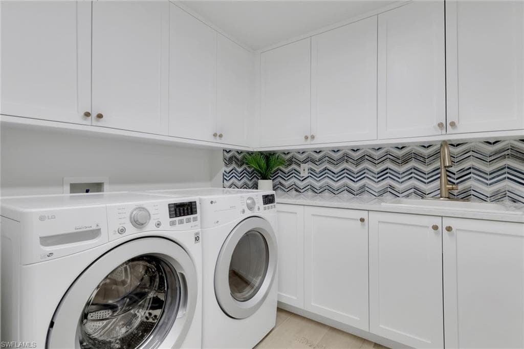 2728 Tiburon BLVD E # 302, NAPLES FL 34109-17