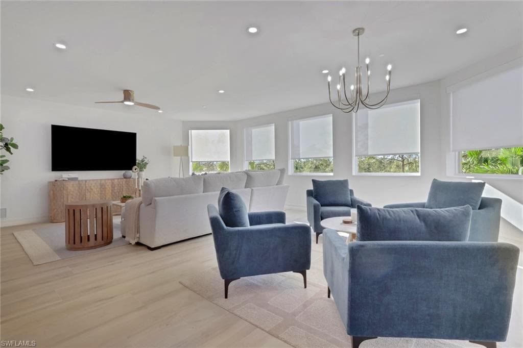 2728 Tiburon BLVD E # 302, NAPLES FL 34109-10