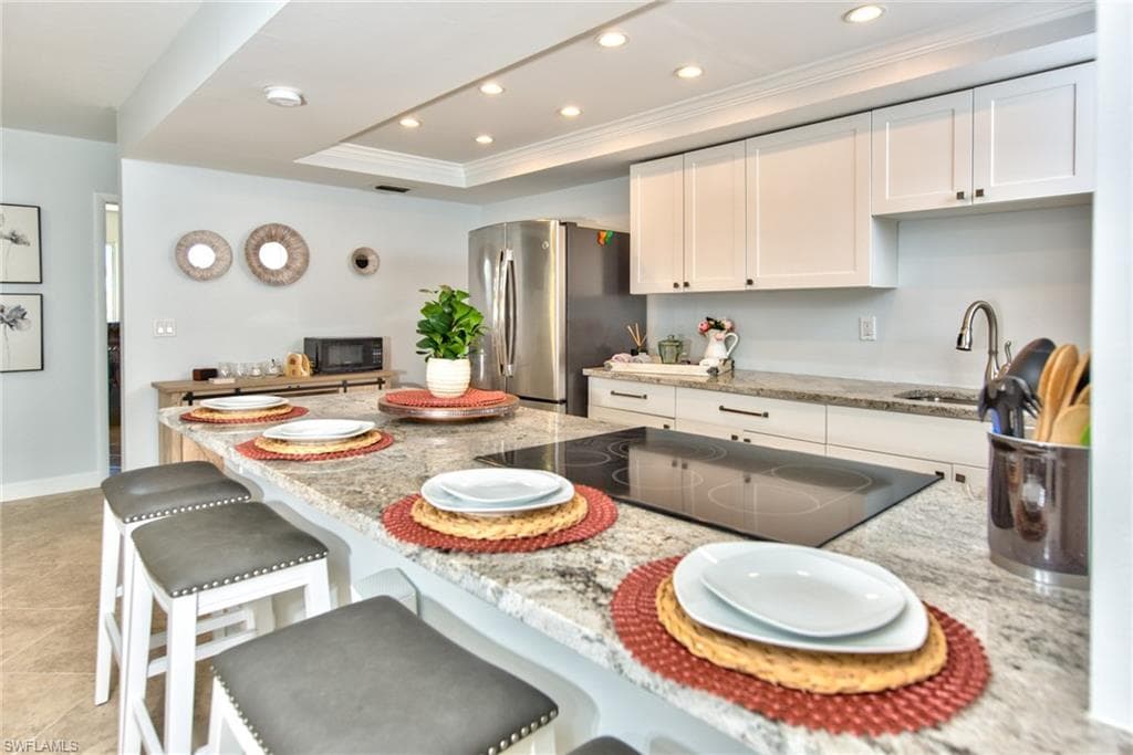 3655 Boca Ciega DR # 111, NAPLES FL 34112-5