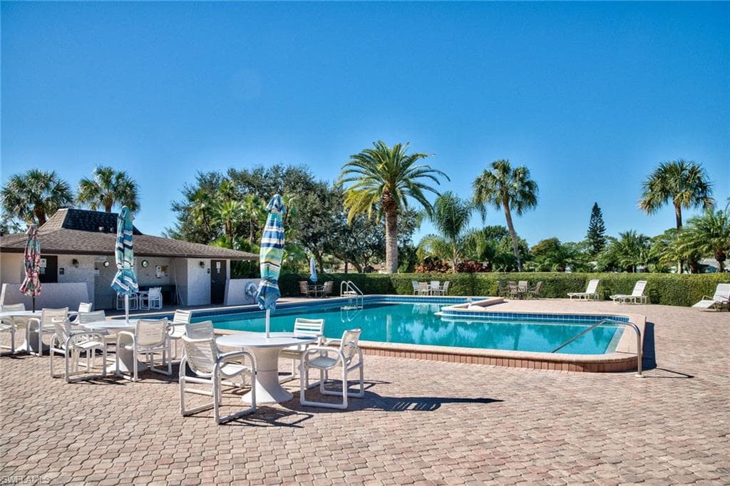 3655 Boca Ciega DR # 111, NAPLES FL 34112-18