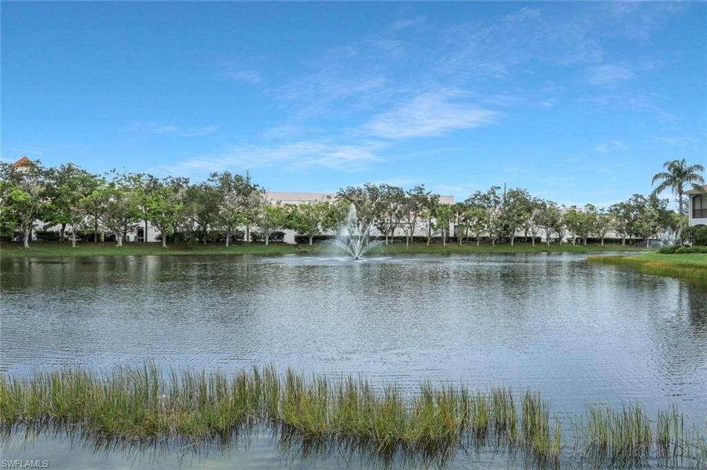 5012 Maxwell CIR # 101, NAPLES FL 34105-21