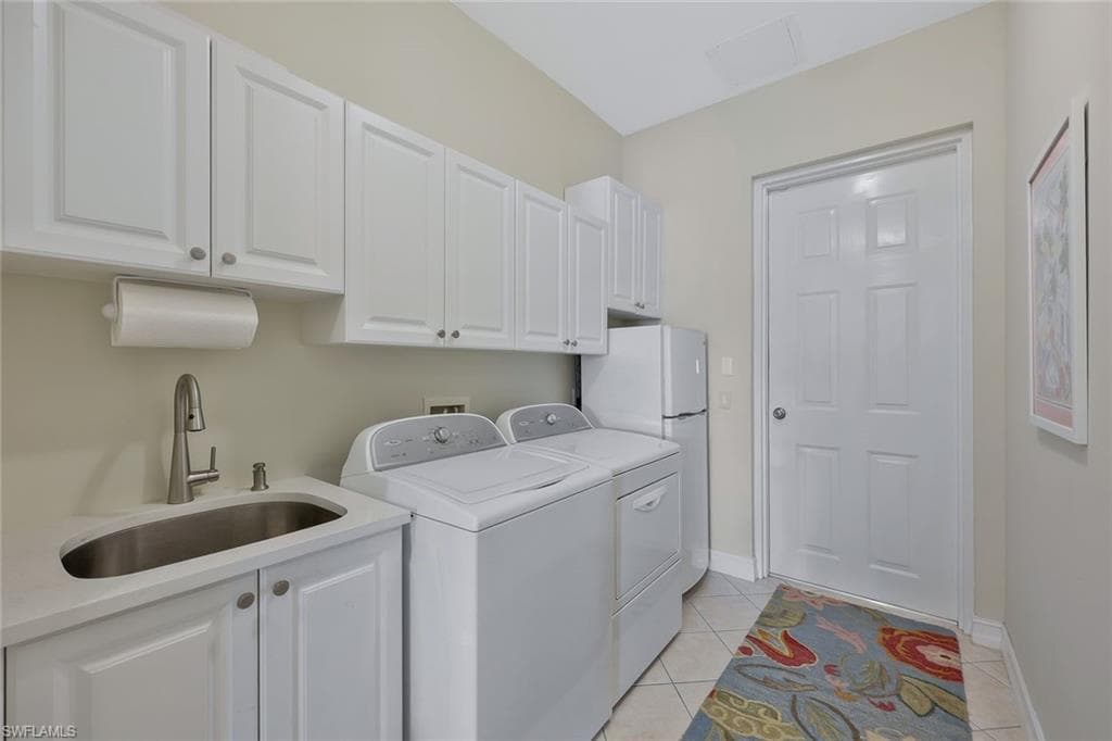 5012 Maxwell CIR # 101, NAPLES FL 34105-17