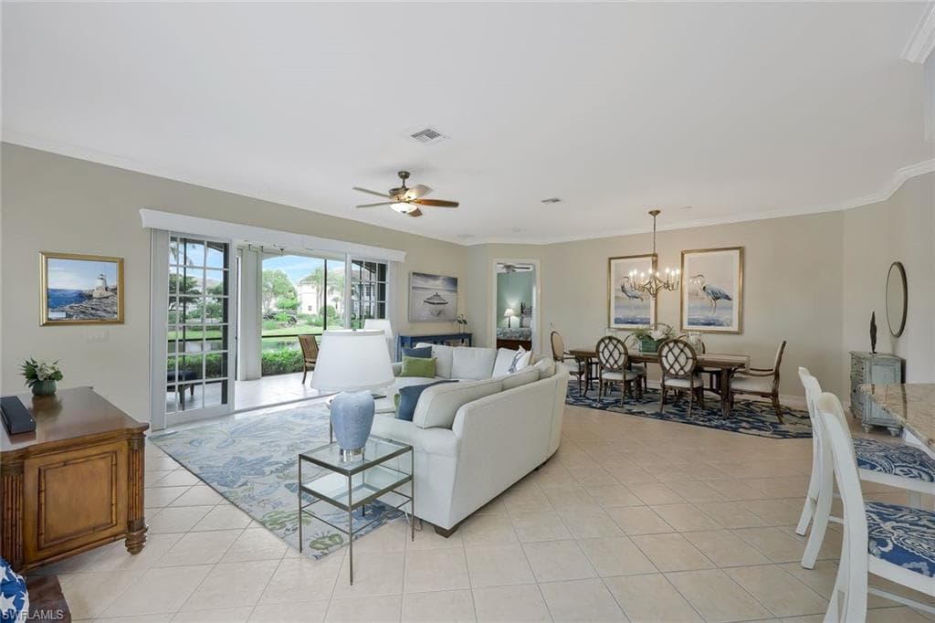 5012 Maxwell CIR # 101, NAPLES FL 34105-3