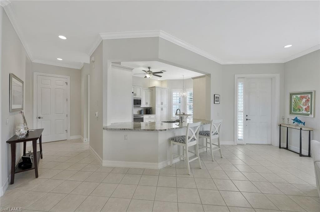 5012 Maxwell CIR # 101, NAPLES FL 34105-7