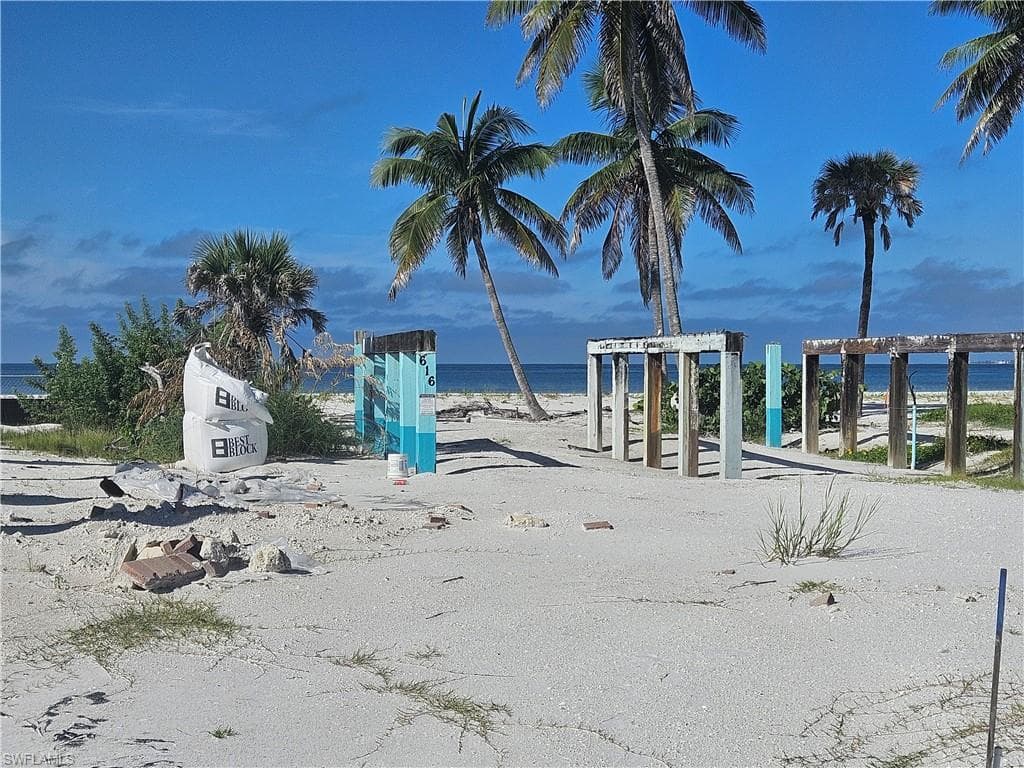 616 Estero BLVD, FORT MYERS BEACH FL 33931-16