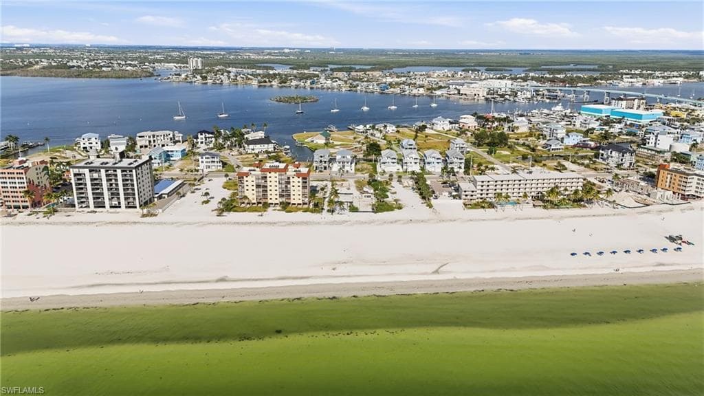 616 Estero BLVD, FORT MYERS BEACH FL 33931-32