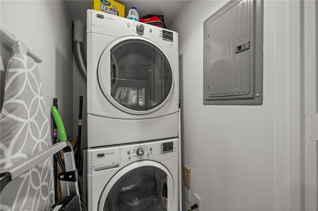 1875 Florida Club DR # 7107, NAPLES FL 34112-22