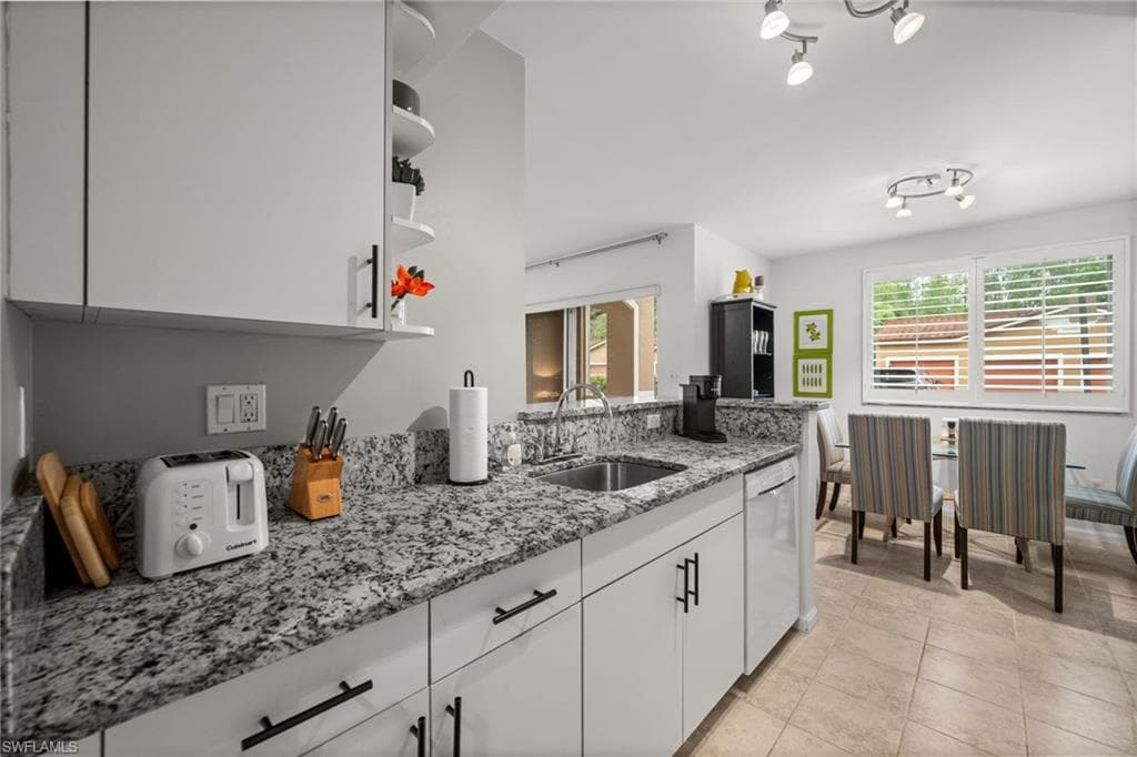 1875 Florida Club DR # 7107, NAPLES FL 34112-10