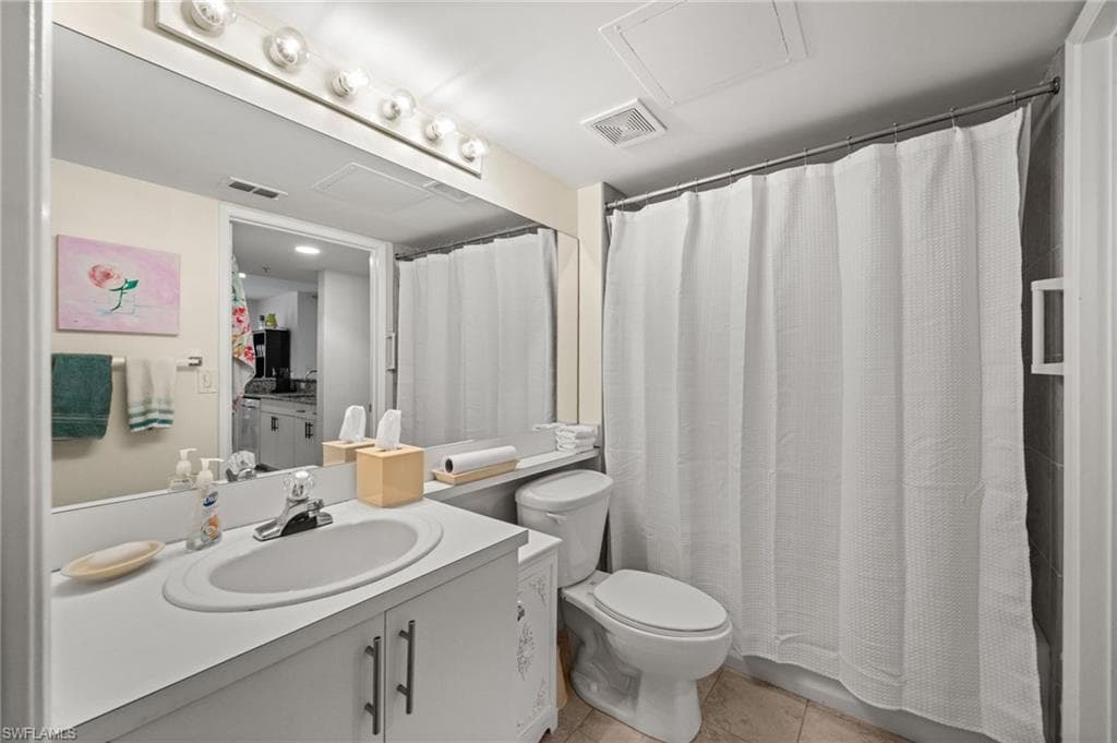 1875 Florida Club DR # 7107, NAPLES FL 34112-20