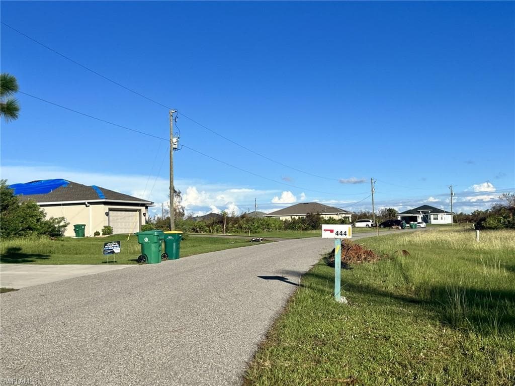 443 Albatross RD, ROTONDA WEST FL 33947-3