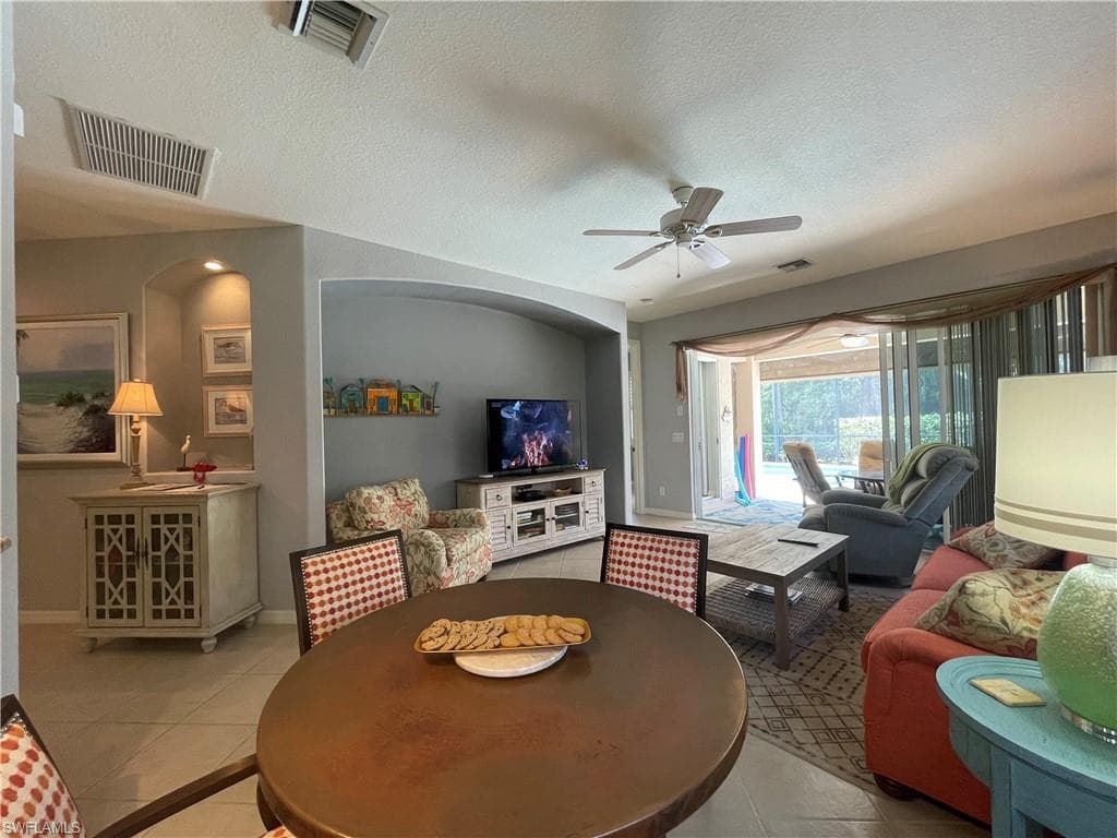 10630 Camarelle CIR-1