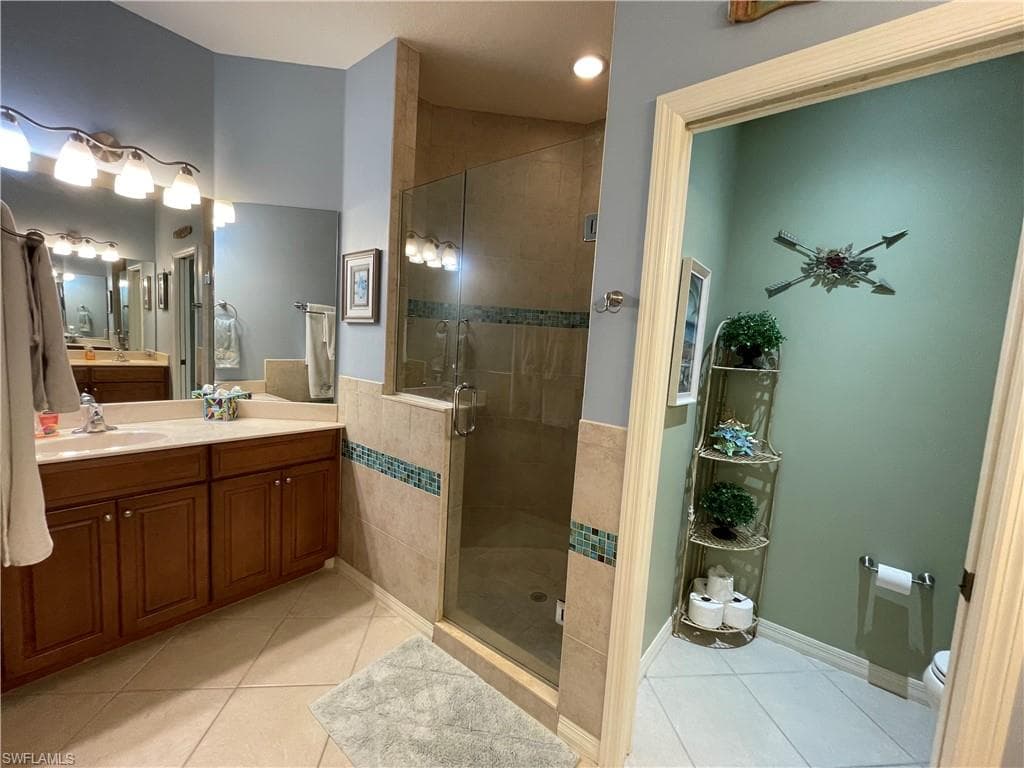 10630 Camarelle CIR-35