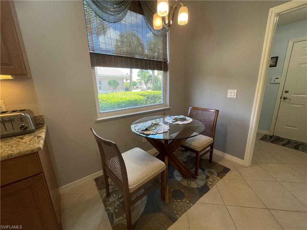 10630 Camarelle CIR-23