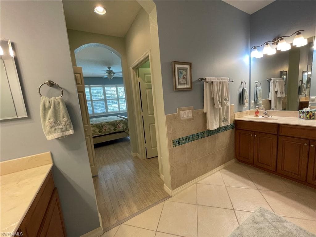 10630 Camarelle CIR-37