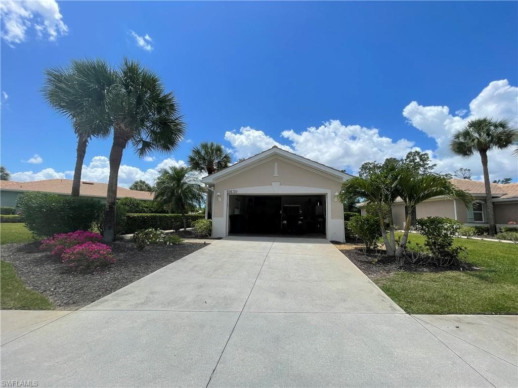 10630 Camarelle CIR-44