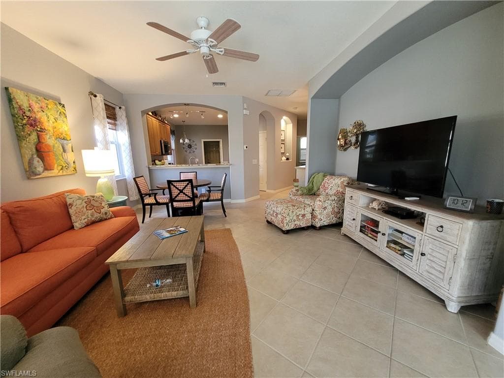 10630 Camarelle CIR-17